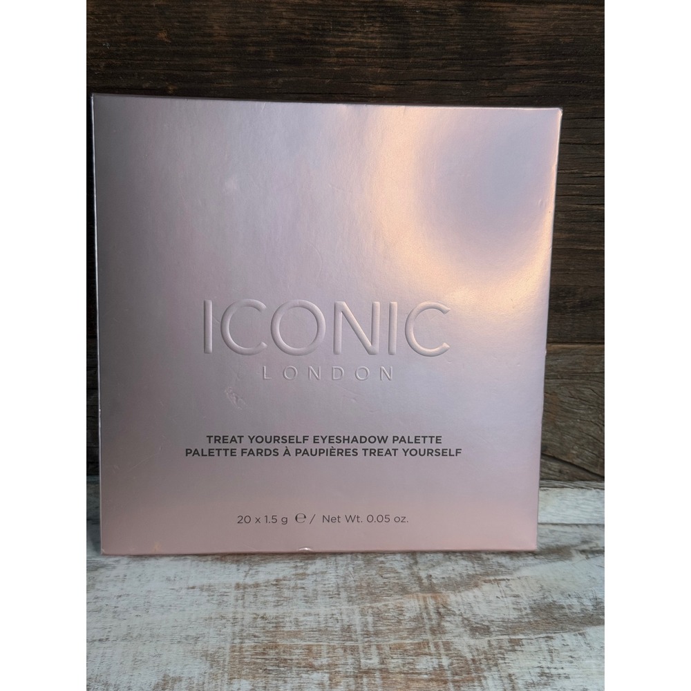 Iconic London Treat Yourself Eyeshadow Palette 20 Shades NIB MSRP $62
